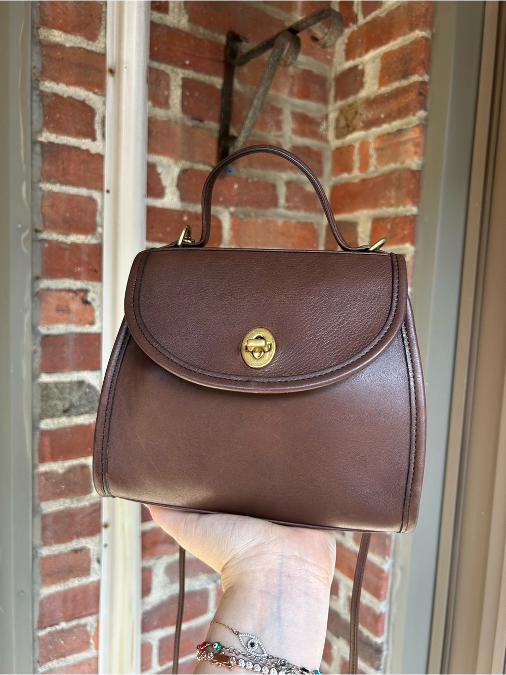 Vintage coach Regina bag style 9983 mahogany leather crossbody retro fall y2k